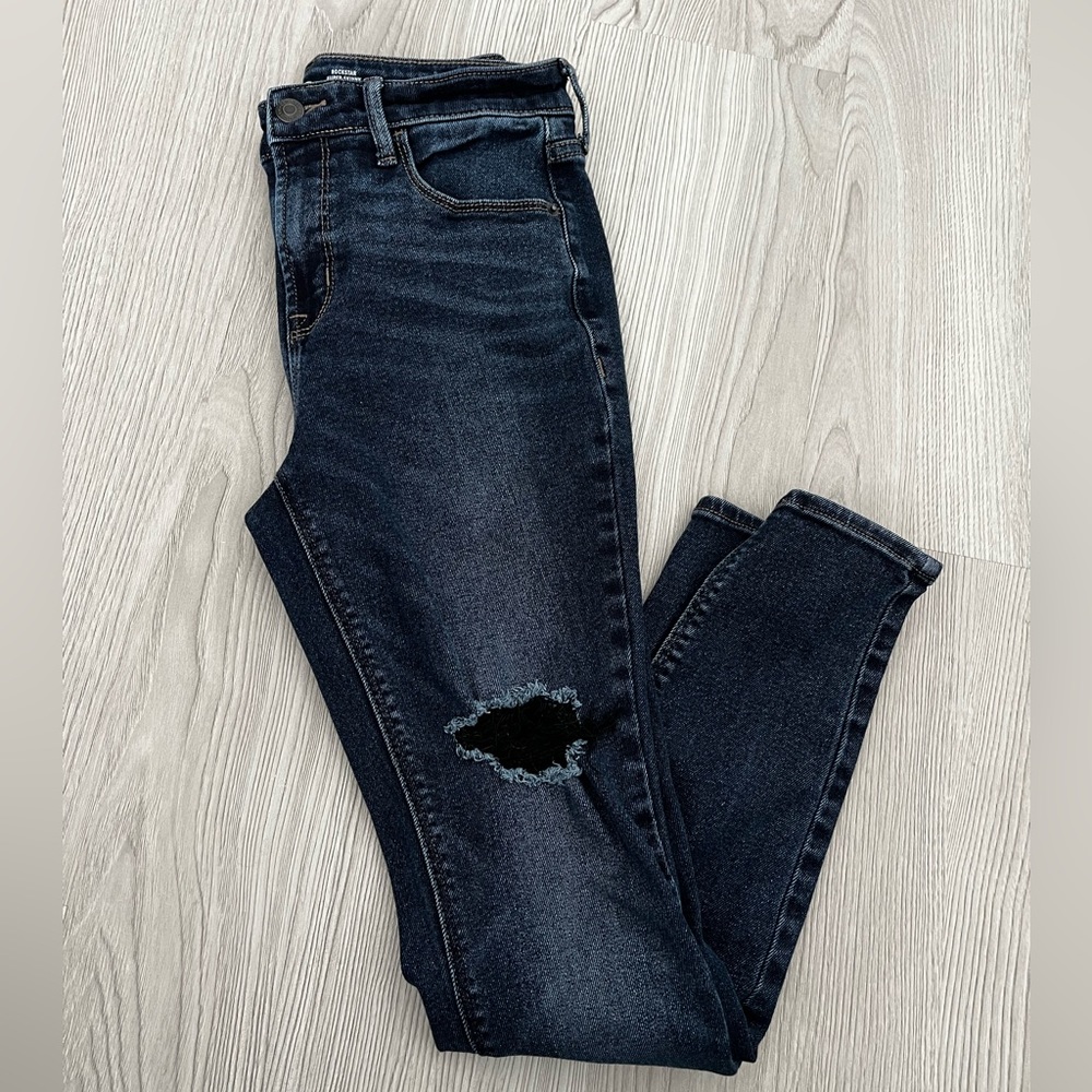 Old Navy Rockstar “Super Skinny” Dark Ripped Skinny Jeans
